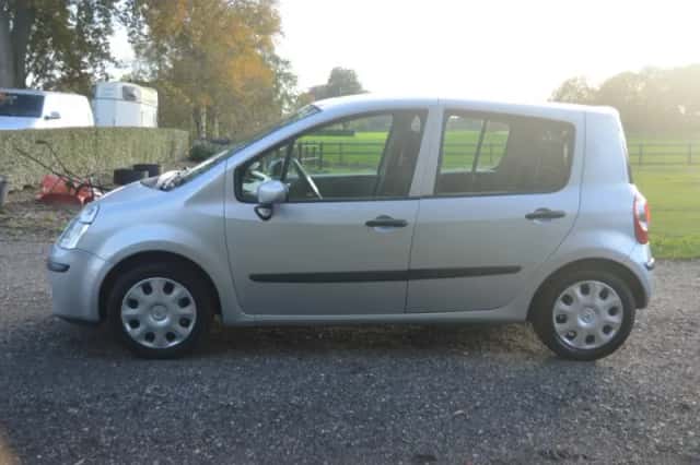 Renault Modus (2007) thumbnail 6