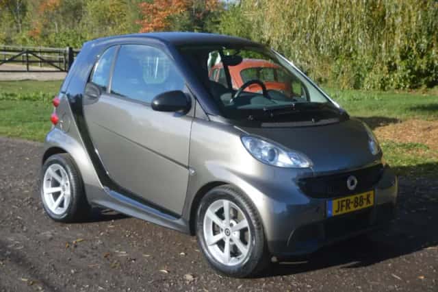 Smart ForTwo (2013) thumbnail 2