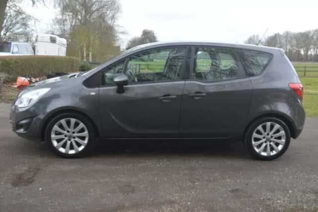 Opel Meriva (2010) thumbnail 6