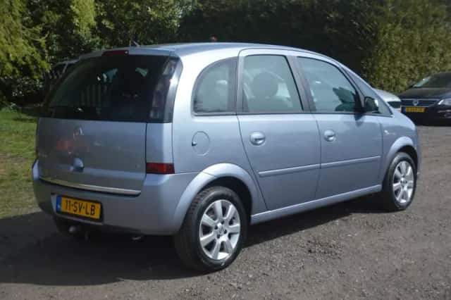 Opel Meriva (2006) thumbnail 3