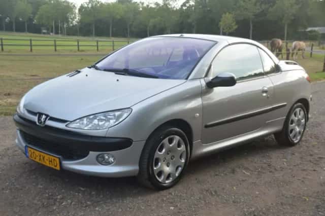 Peugeot 206 (2001) thumbnail 2
