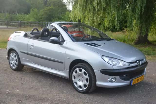 Peugeot 206 (2001) thumbnail 3