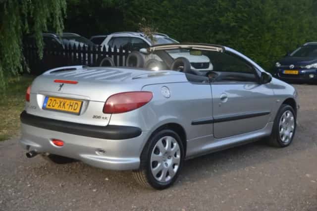 Peugeot 206 (2001) thumbnail 5
