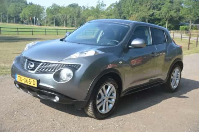 Nissan Juke (2012) thumbnail 1