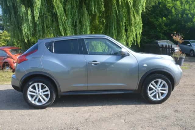 Nissan Juke (2012) thumbnail 5