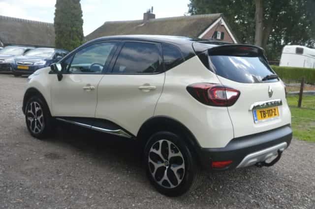 Renault Captur (2018) thumbnail 4