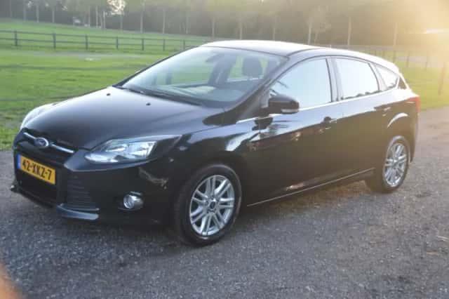Ford Focus (2012) thumbnail 1
