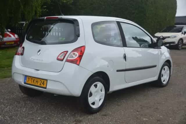 Renault Twingo (2014) thumbnail 3