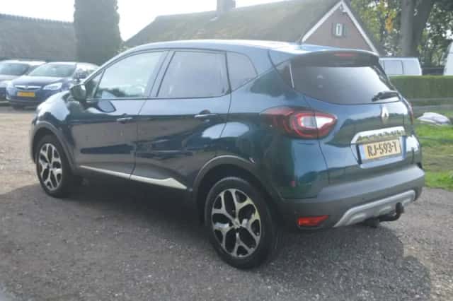 Renault Captur (2017) thumbnail 4