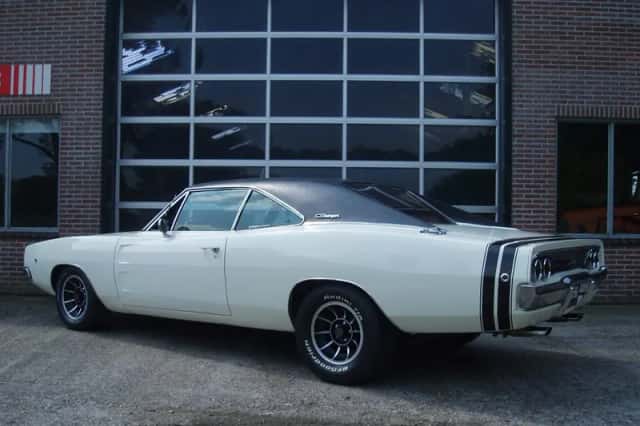 Dodge Charger (1968) thumbnail 3