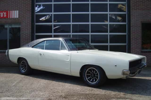 Dodge Charger (1968) thumbnail 4