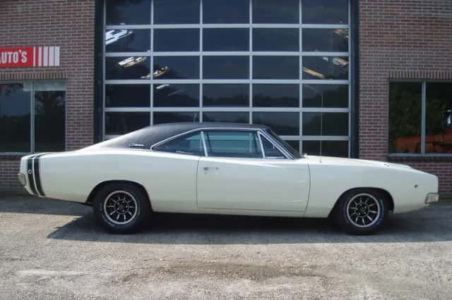 Dodge Charger (1968) thumbnail 5