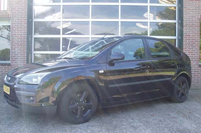 Ford Focus (2006) thumbnail 1