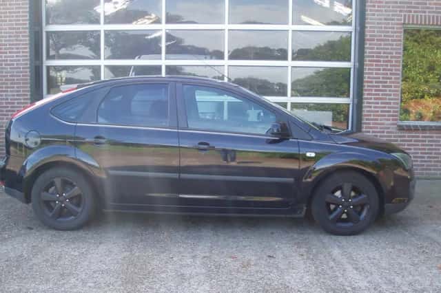 Ford Focus (2006) thumbnail 5