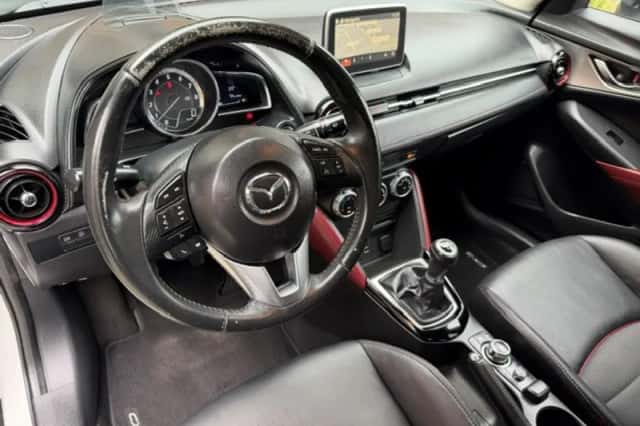 Mazda CX-3 (2015) thumbnail 6