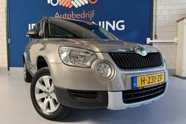 Škoda Yeti (2011) thumbnail 2