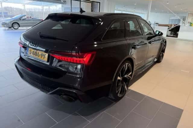 Audi RS 6 (2021) thumbnail 4