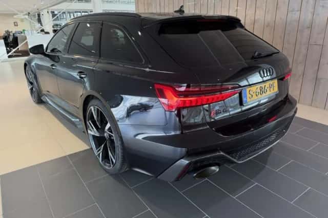 Audi RS 6 (2021) thumbnail 5