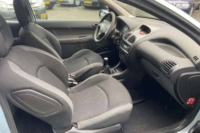 Peugeot 206 (2006) thumbnail 3