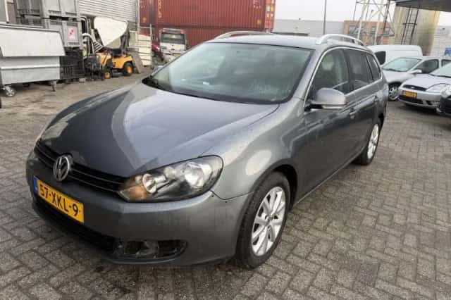 Volkswagen Golf (2012) thumbnail 1