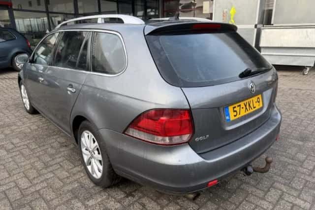 Volkswagen Golf (2012) thumbnail 5