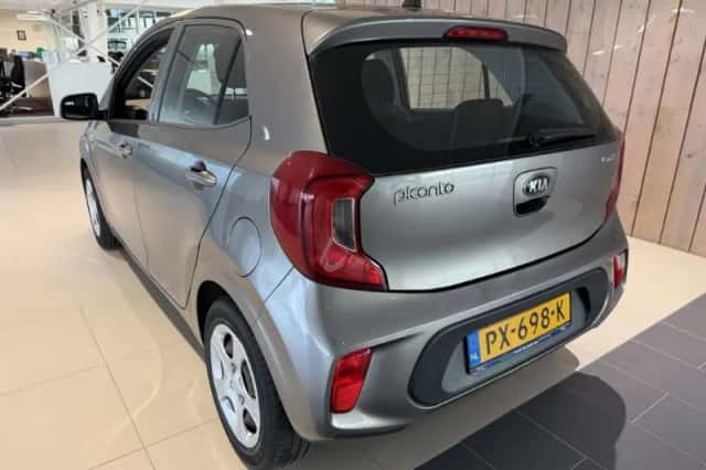 Kia Picanto (2018) thumbnail 5