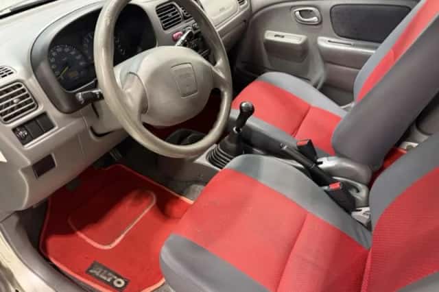 Suzuki Alto (2004) thumbnail 6