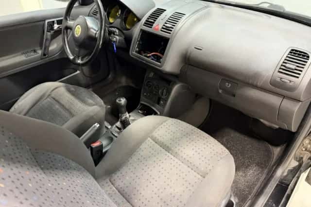 Volkswagen Polo (2001) thumbnail 3