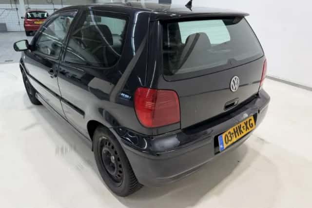 Volkswagen Polo (2001) thumbnail 5