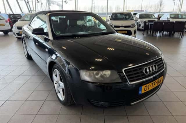 Audi A4 (2002) thumbnail 2
