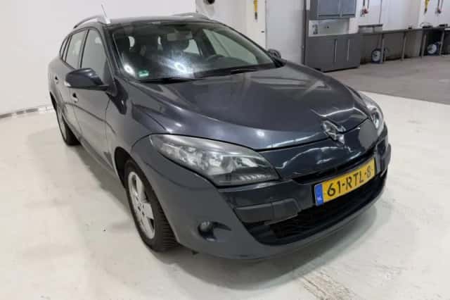 Renault Mégane (2011) thumbnail 2