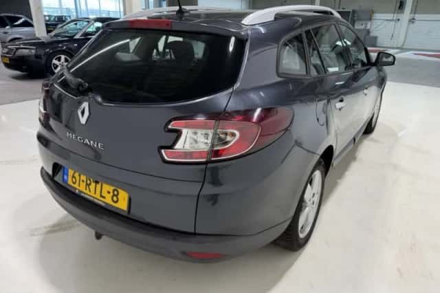 Renault Mégane (2011) thumbnail 3