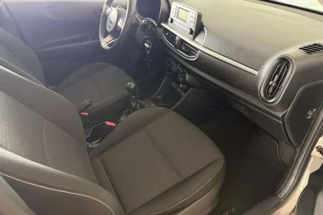 Kia Picanto (2019) thumbnail 4