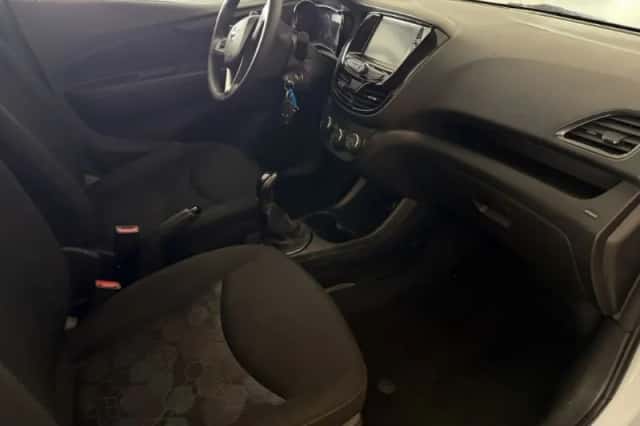Opel Karl (2018) thumbnail 6