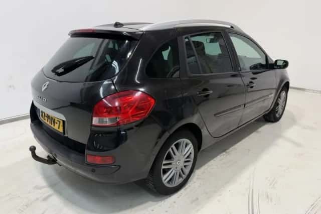 Renault Clio (2011) thumbnail 6