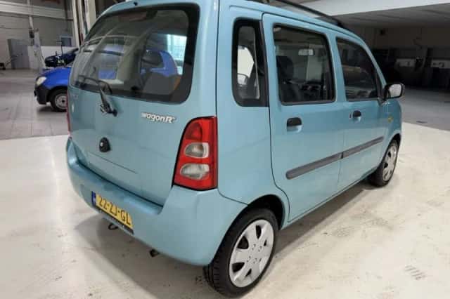 Suzuki Wagon R+ (2008) thumbnail 4