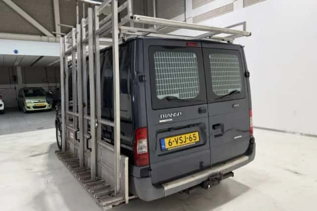 Ford Transit (2011) thumbnail 4