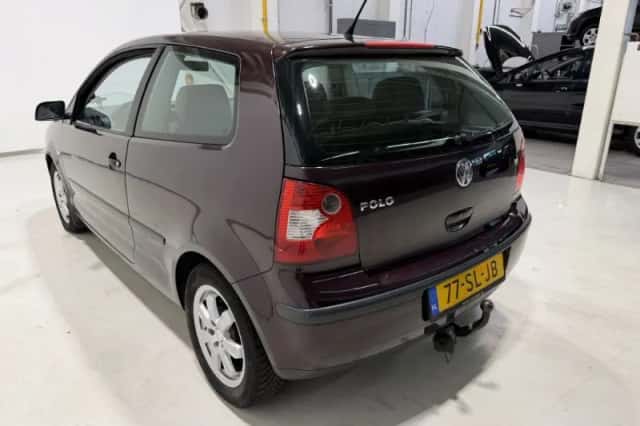 Volkswagen Polo (2006) thumbnail 5