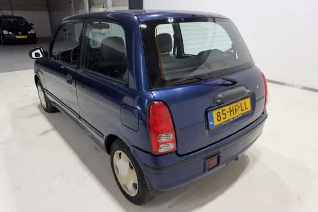 Daihatsu Cuore (2001) thumbnail 6