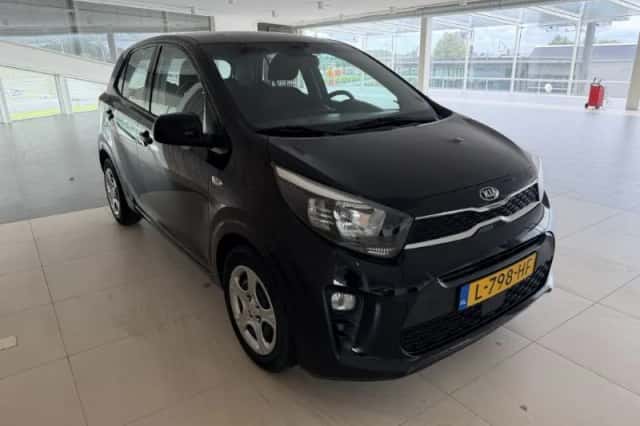Kia Picanto (2021) thumbnail 2