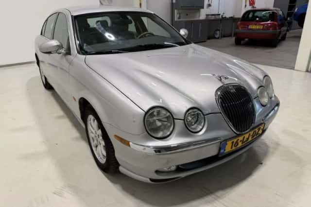 Jaguar S-Type (2003) thumbnail 2