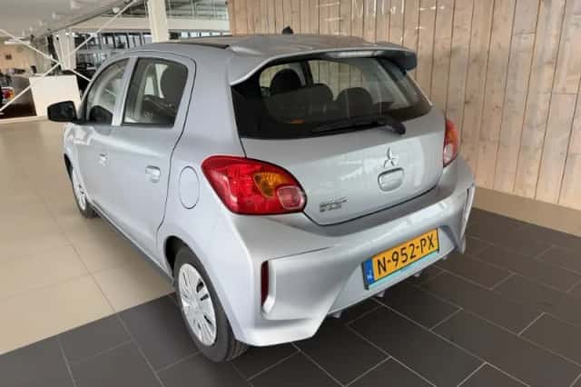 Mitsubishi Space Star (2021) thumbnail 5