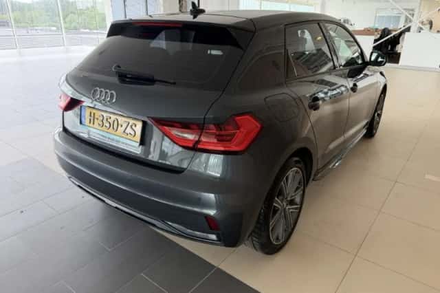 Audi A1 (2020) thumbnail 3