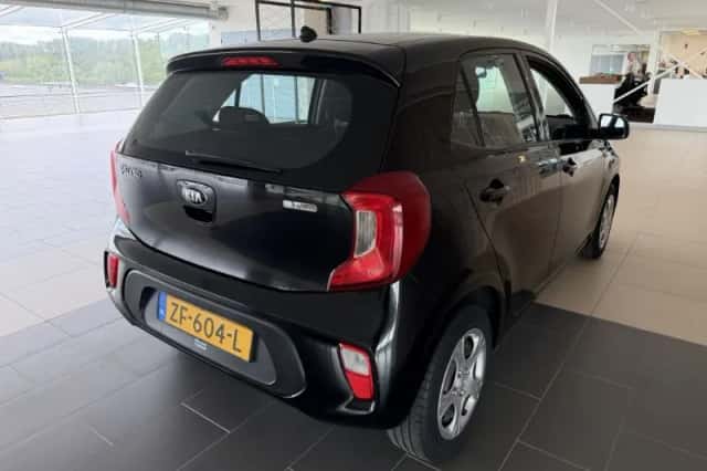 Kia Picanto (2019) thumbnail 5