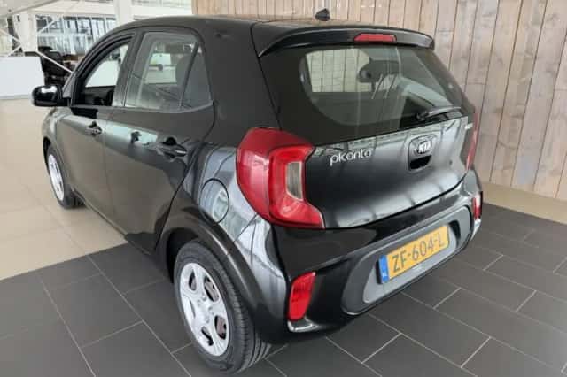 Kia Picanto (2019) thumbnail 6