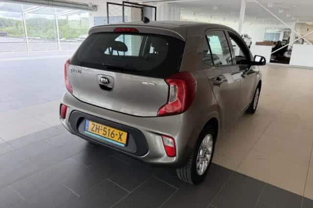 Kia Picanto (2019) thumbnail 4