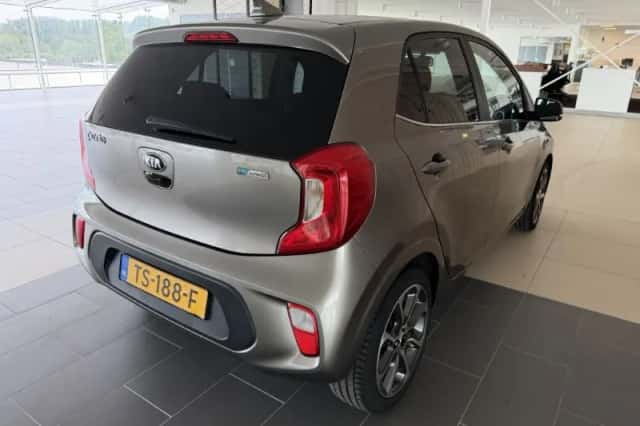 Kia Picanto (2018) thumbnail 4