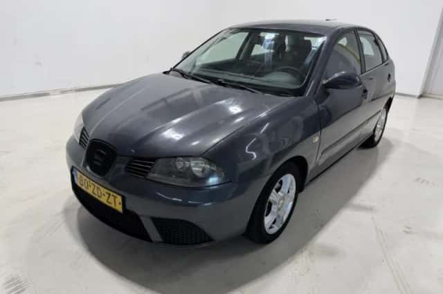 SEAT Ibiza (2008) thumbnail 2