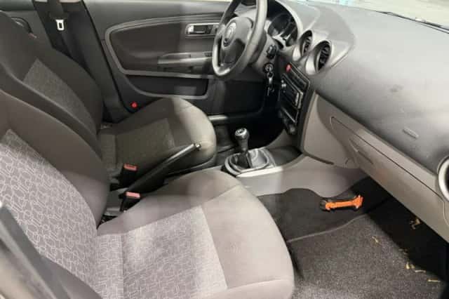 SEAT Ibiza (2008) thumbnail 3