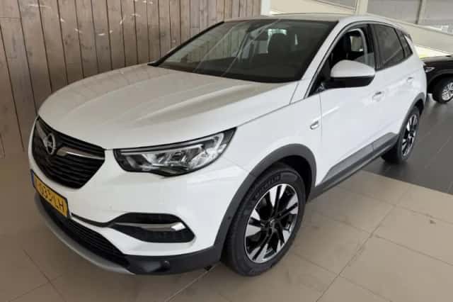 Opel Grandland (2021) thumbnail 1